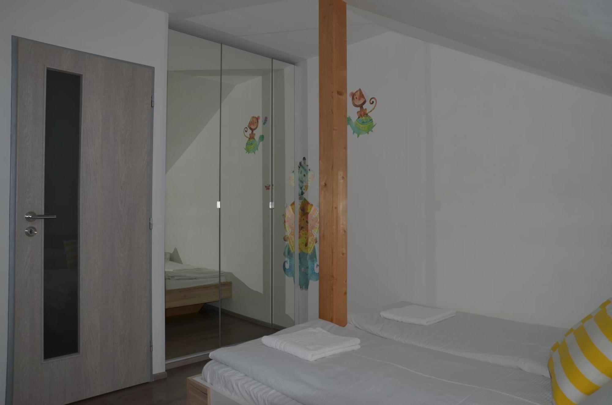 Apartmany Marco Polo Lednice Exteriör bild