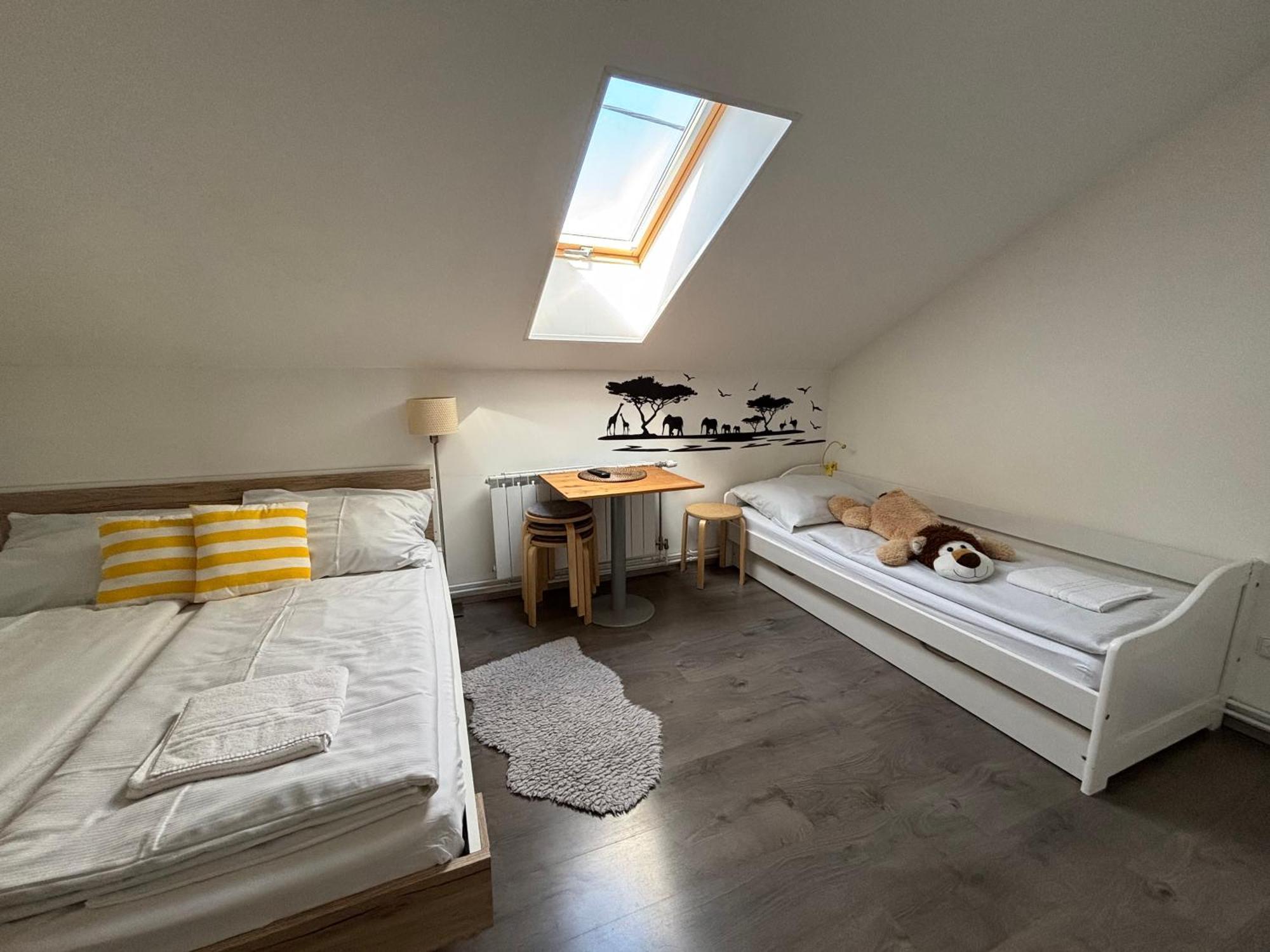 Apartmany Marco Polo Lednice Exteriör bild